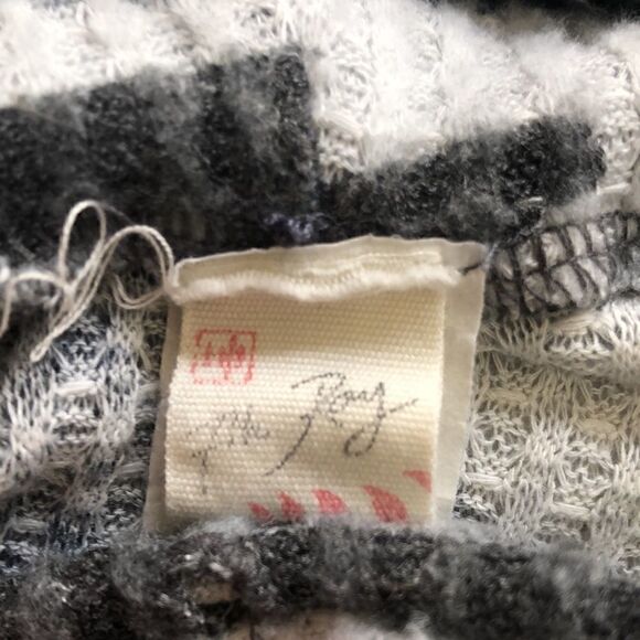 7th ray Grey Cowl Neck Sweater - Picture 10 of 10